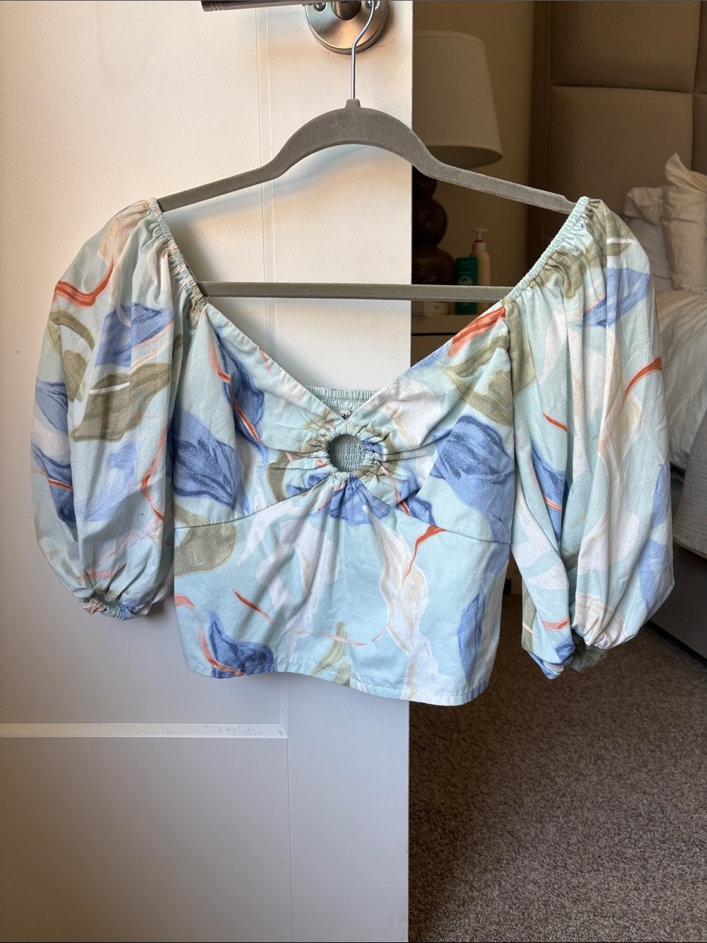 Abercrombie & Fitch Pastel Blue Floral Puff-Sleeve Crop Top